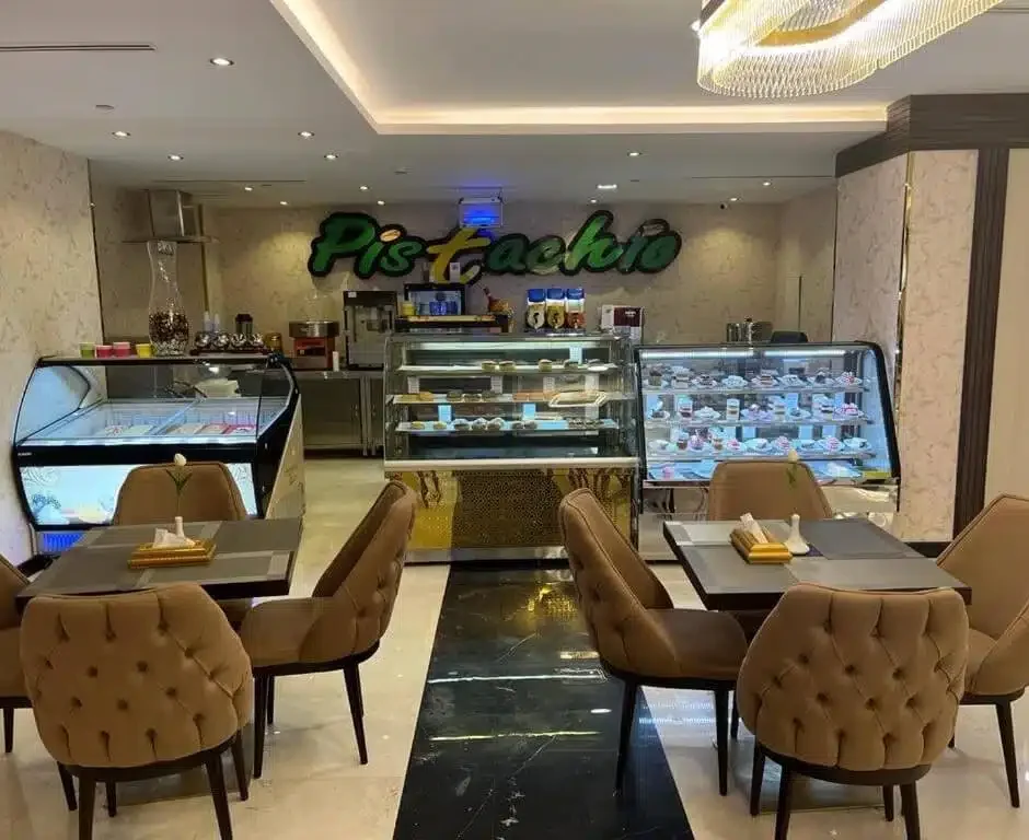 Al Ansar Golden Tulip — cafe area