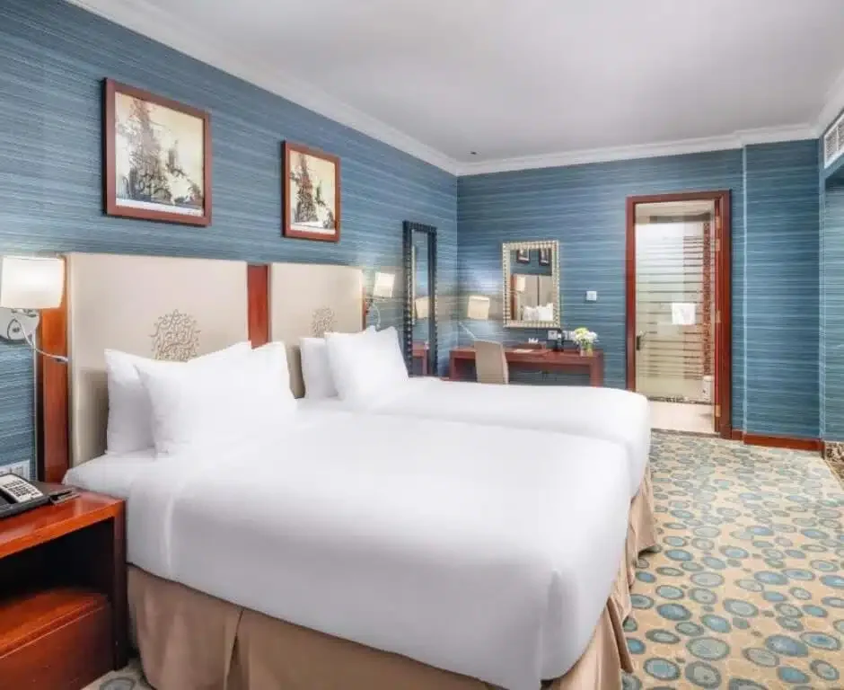 Millennium Al Aqeeq Hotel — double single room