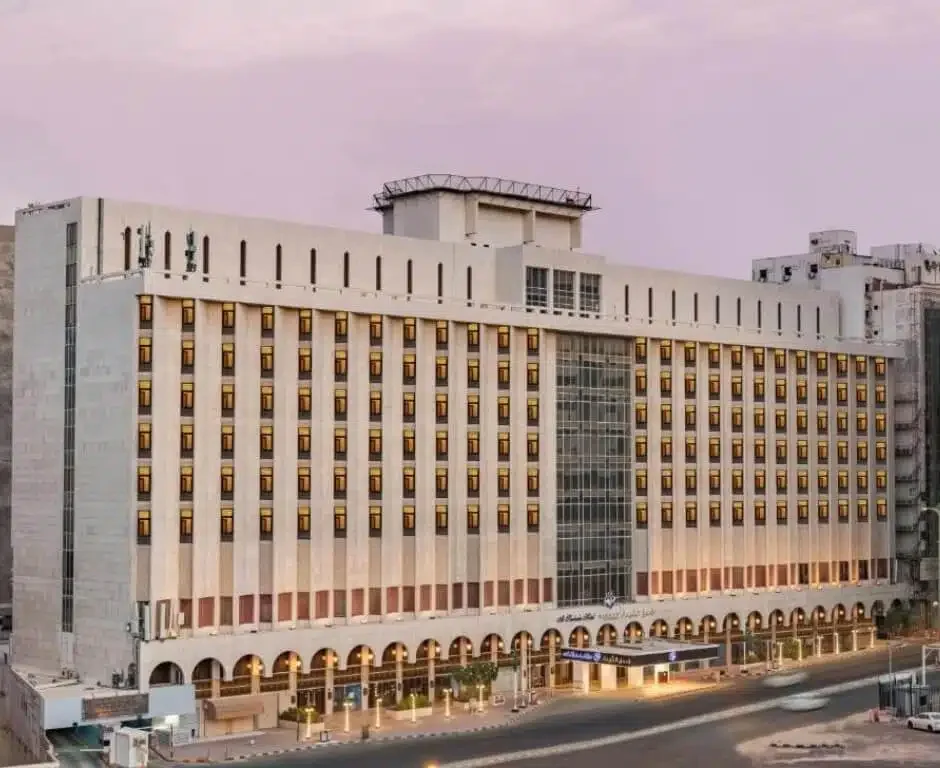 Al Shohada Hotel — building