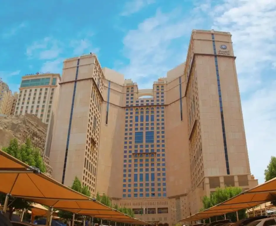 Anjum Hotel Makkah — building